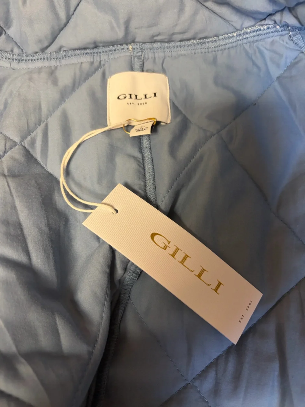 Gilli Light Blue Quilted Vest with Cream NWT size Large - Picture 7 of 10